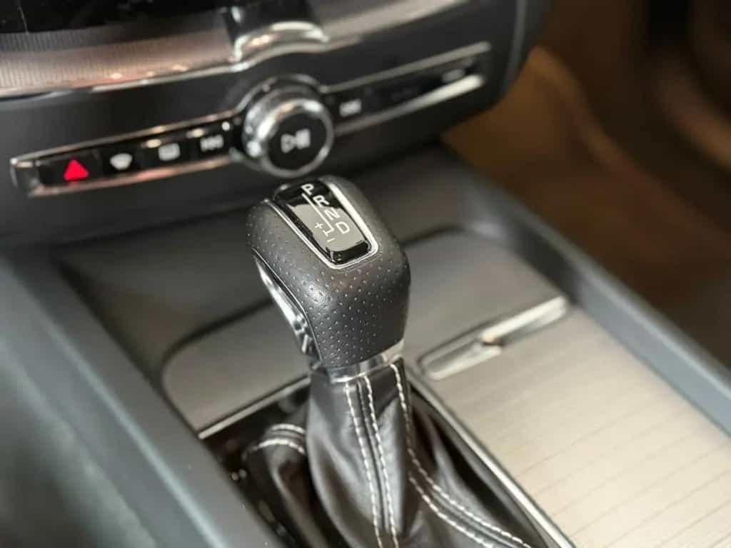 Volvo XC60 R Design 2WD 1Hd 360° AUT TOTW SPUR ALCANT 06/2018-photo-18