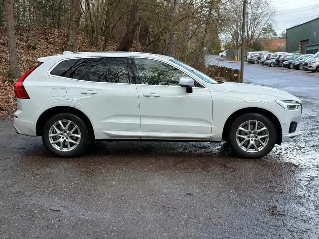 Volvo XC60 R Design 2WD 1Hd 360° AUT TOTW SPUR ALCANT 06/2018-photo-3
