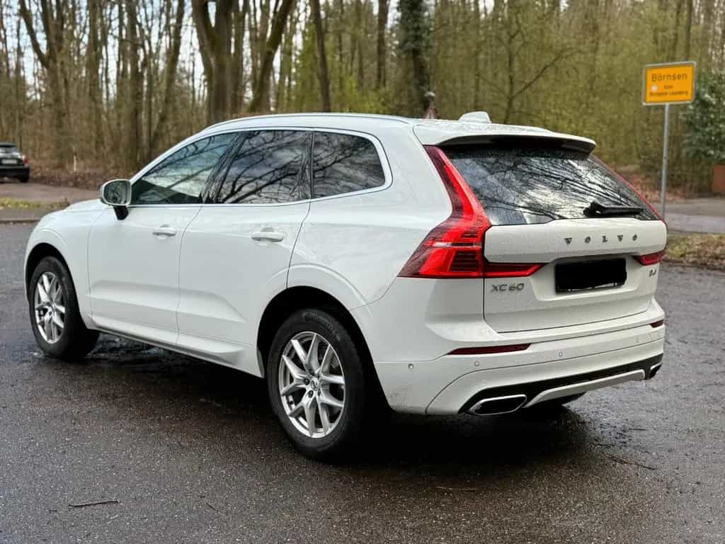 Volvo XC60 R Design 2WD 1Hd 360° AUT TOTW SPUR ALCANT 06/2018-photo-6