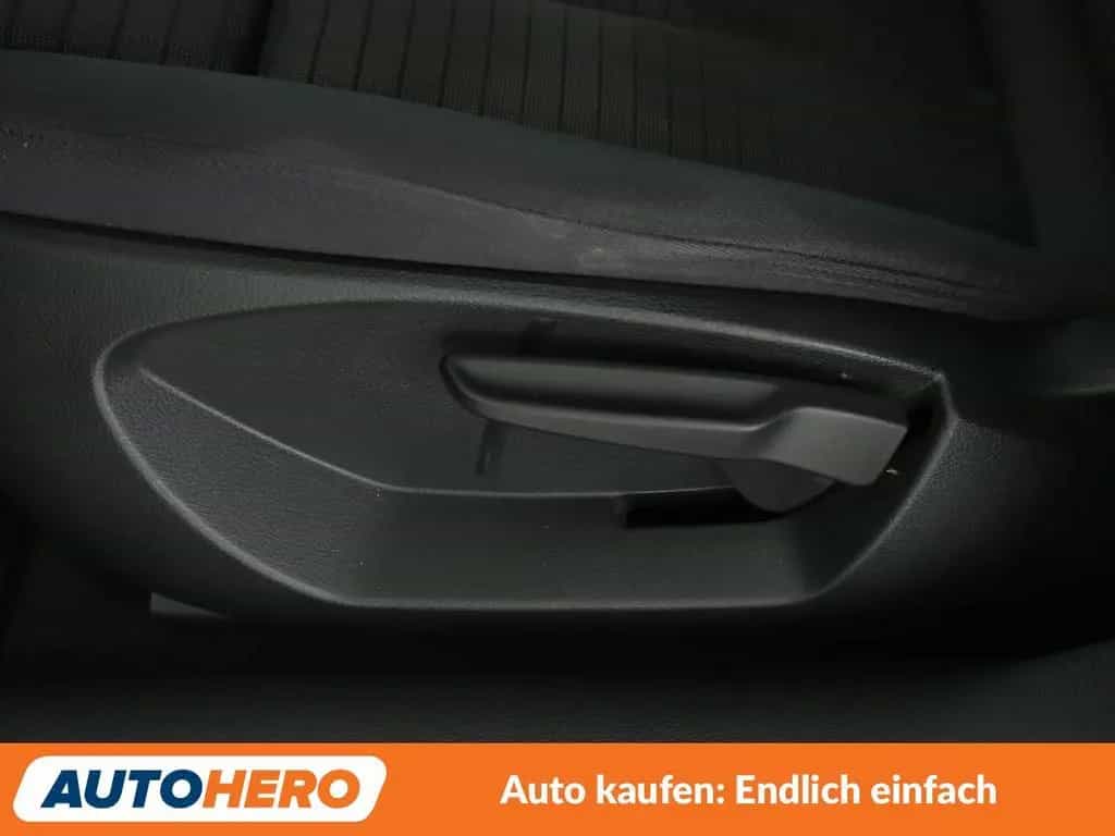 Audi A3 Limousine 30 TFSI Sport Aut.*S-LINE*NAV*LED* 06/2019-photo-28