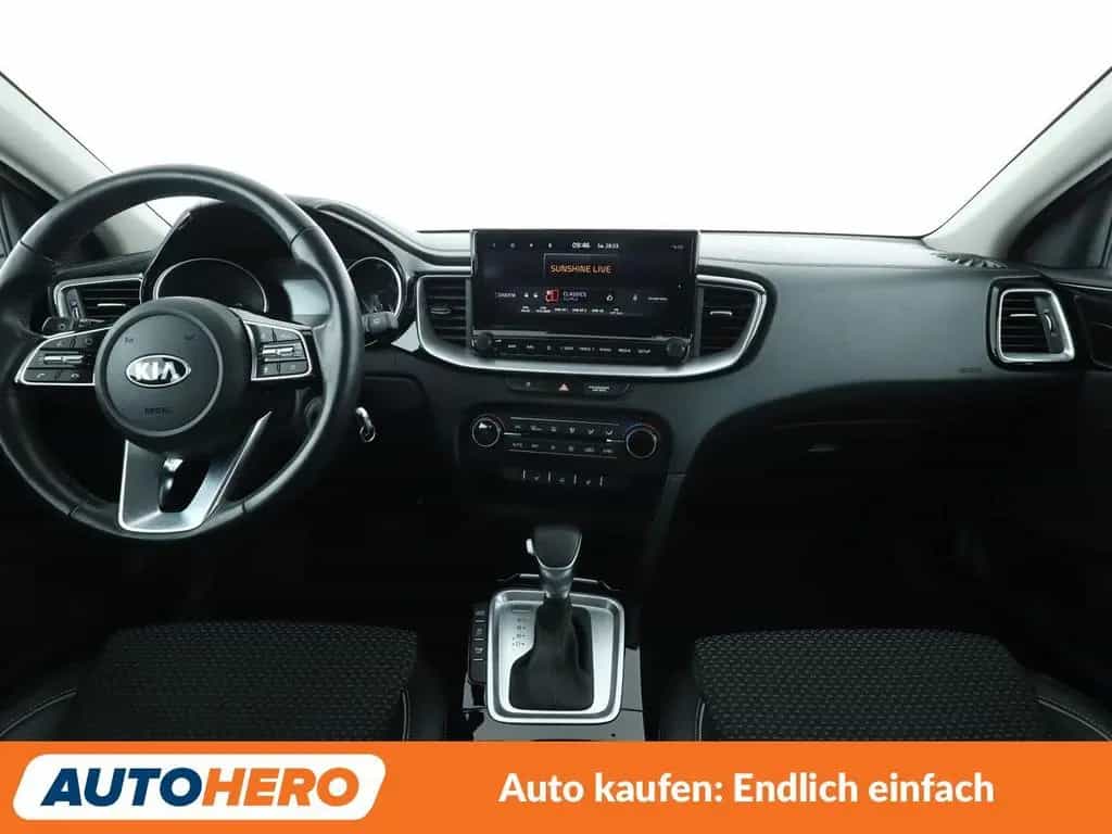 Kia XCeed 1.6 CRDi Mild-Hybrid Spirit Aut*NAVI*LED* 10/2021-photo-10