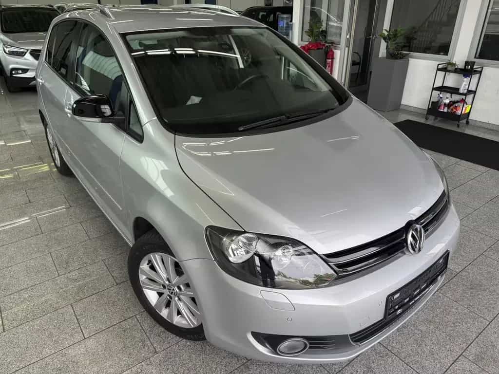 Volkswagen Golf Plus 1.2 TSI*STYLE*AUTO*NAV*PDC*TMP*SHZ*MFL 01/2012-photo-3