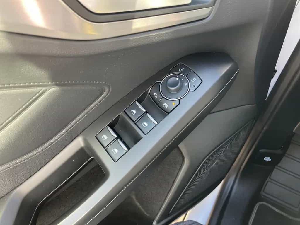 Ford Focus Titanium X Turnier Titanium X LED+Tempom. 12/2024-photo-17