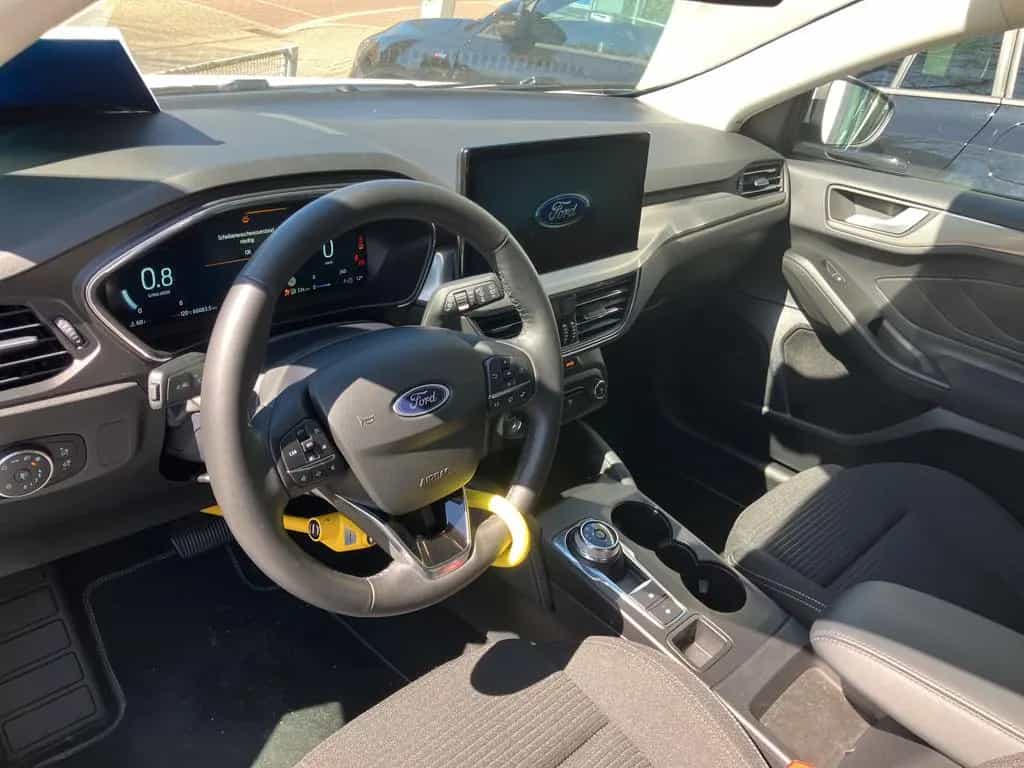 Ford Focus Titanium X Turnier Titanium X LED+Tempom. 12/2024-photo-8