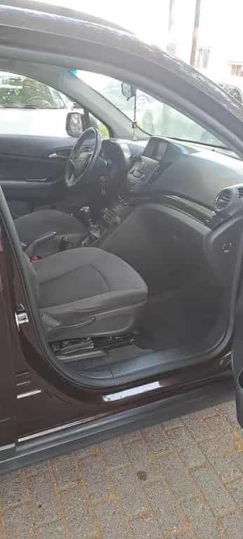 Chevrolet Orlando 02/2013-photo-2