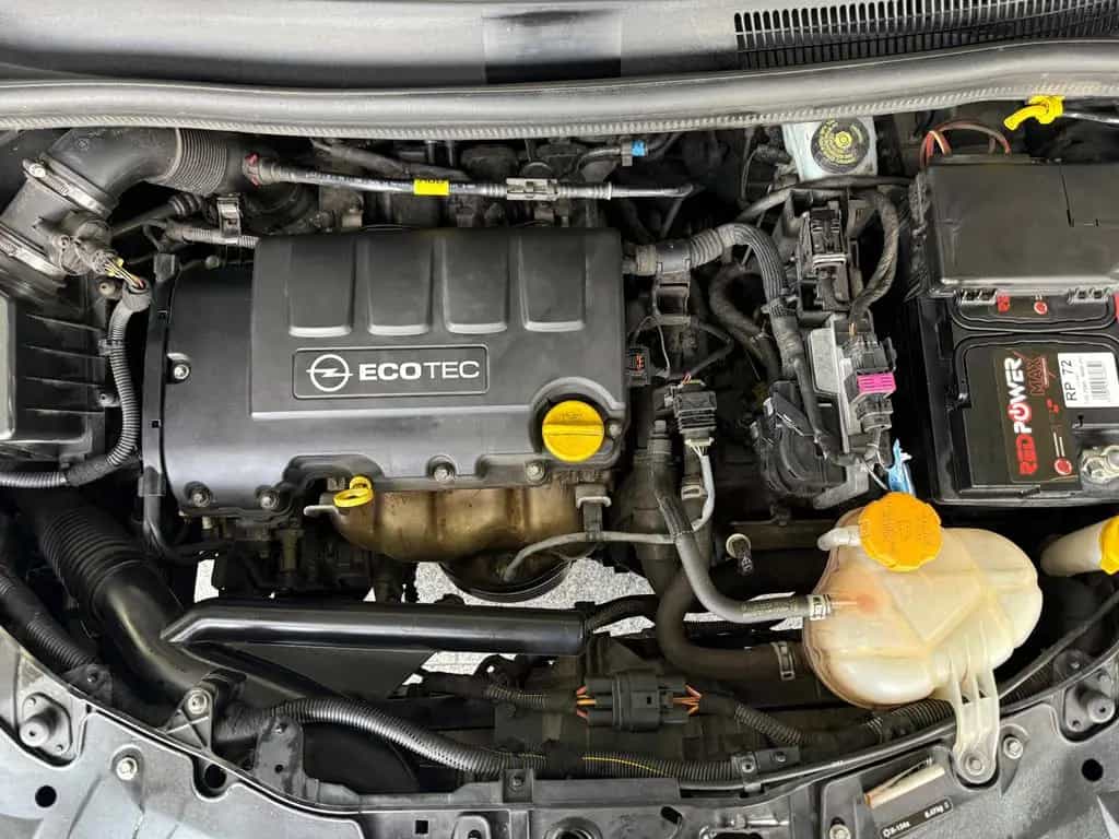 Opel Corsa 1.4*AUTOM*INNOV*TMP*SHZ*PDC*LENKRHZG*1HAND 09/2012-photo-10