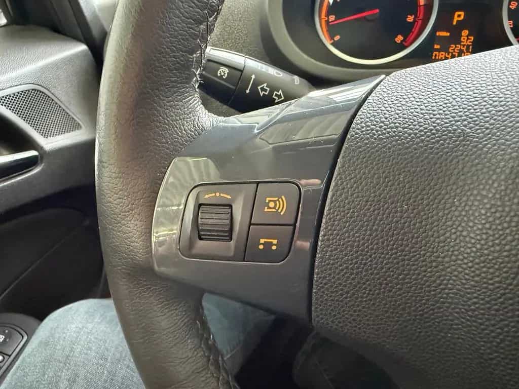 Opel Corsa 1.4*AUTOM*INNOV*TMP*SHZ*PDC*LENKRHZG*1HAND 09/2012-photo-25
