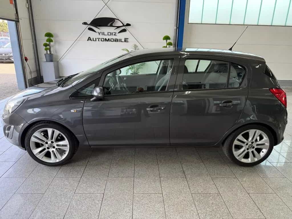 Opel Corsa 1.4*AUTOM*INNOV*TMP*SHZ*PDC*LENKRHZG*1HAND 09/2012-photo-9