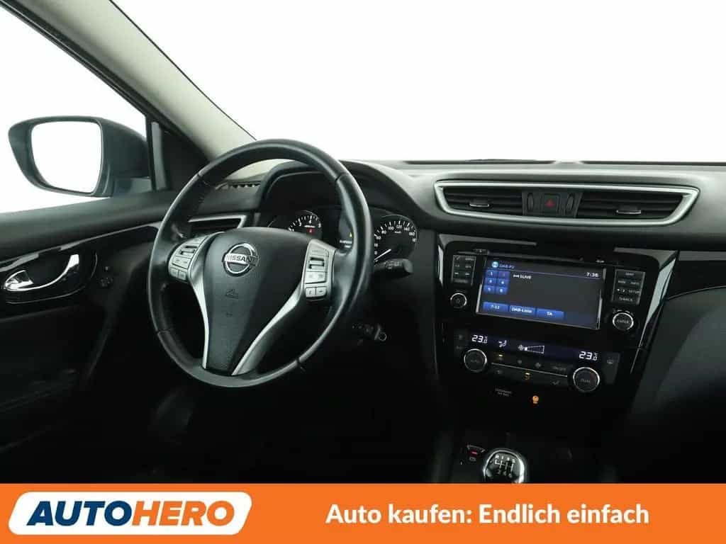 Nissan Qashqai 1.6 Acenta*NAVI*TEMPO*CAM*PDC*SHZ* 08/2015-photo-12