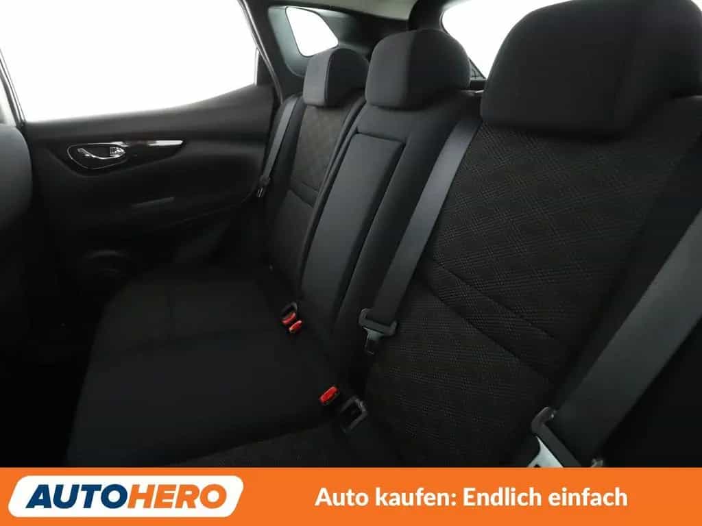 Nissan Qashqai 1.6 Acenta*NAVI*TEMPO*CAM*PDC*SHZ* 08/2015-photo-13