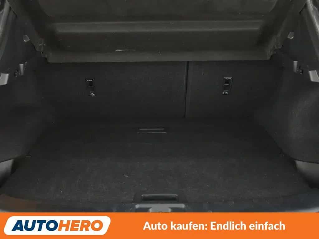 Nissan Qashqai 1.6 Acenta*NAVI*TEMPO*CAM*PDC*SHZ* 08/2015-photo-17