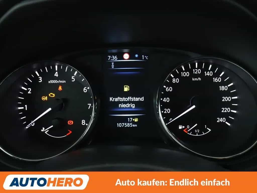 Nissan Qashqai 1.6 Acenta*NAVI*TEMPO*CAM*PDC*SHZ* 08/2015-photo-19