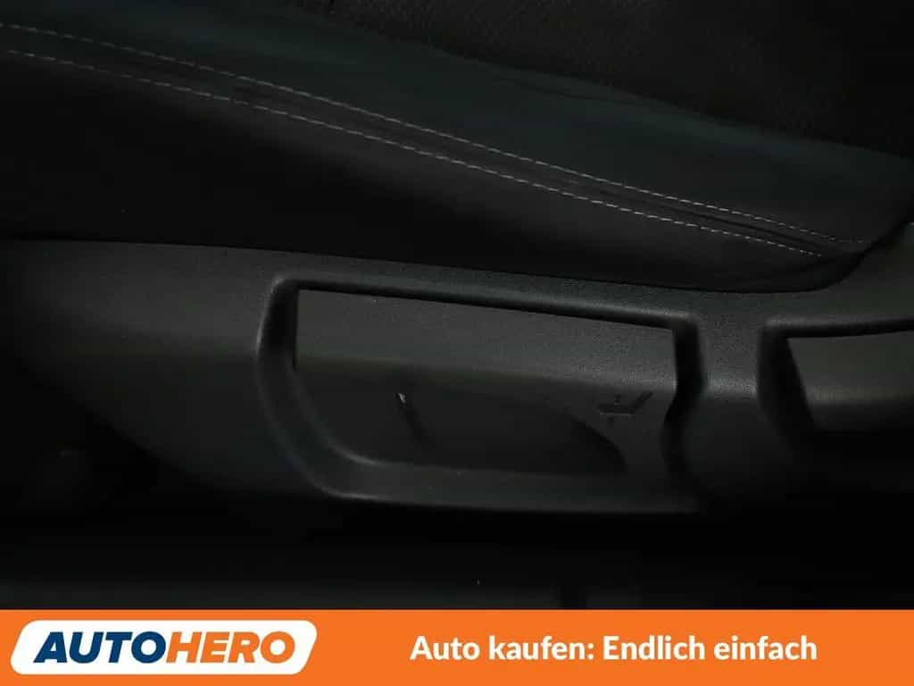 Nissan Qashqai 1.6 Acenta*NAVI*TEMPO*CAM*PDC*SHZ* 08/2015-photo-26