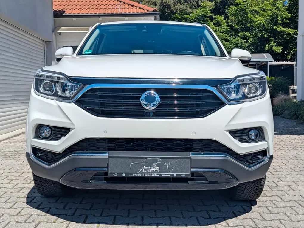 Ssangyong REXTON *2.2*Quartz*4WD*Navi*Leder*AHK*MwSt*1HD* 04/2019-photo-1