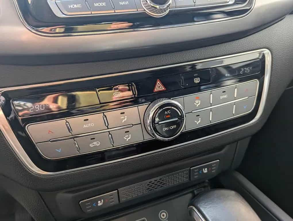 Ssangyong REXTON *2.2*Quartz*4WD*Navi*Leder*AHK*MwSt*1HD* 04/2019-photo-13