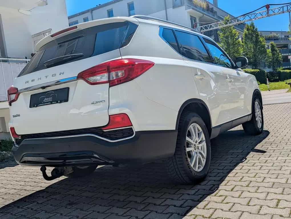 Ssangyong REXTON *2.2*Quartz*4WD*Navi*Leder*AHK*MwSt*1HD* 04/2019-photo-3