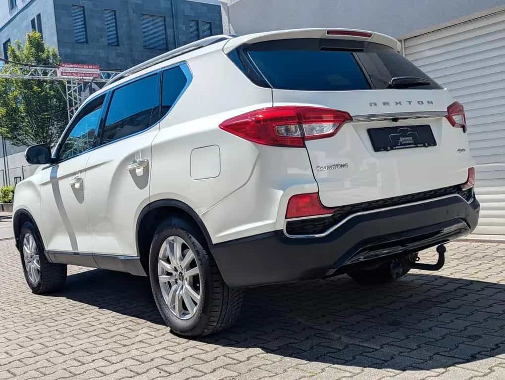 Ssangyong REXTON *2.2*Quartz*4WD*Navi*Leder*AHK*MwSt*1HD* 04/2019-photo-5