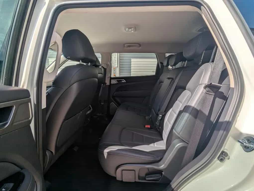 Ssangyong REXTON *2.2*Quartz*4WD*Navi*Leder*AHK*MwSt*1HD* 04/2019-photo-6