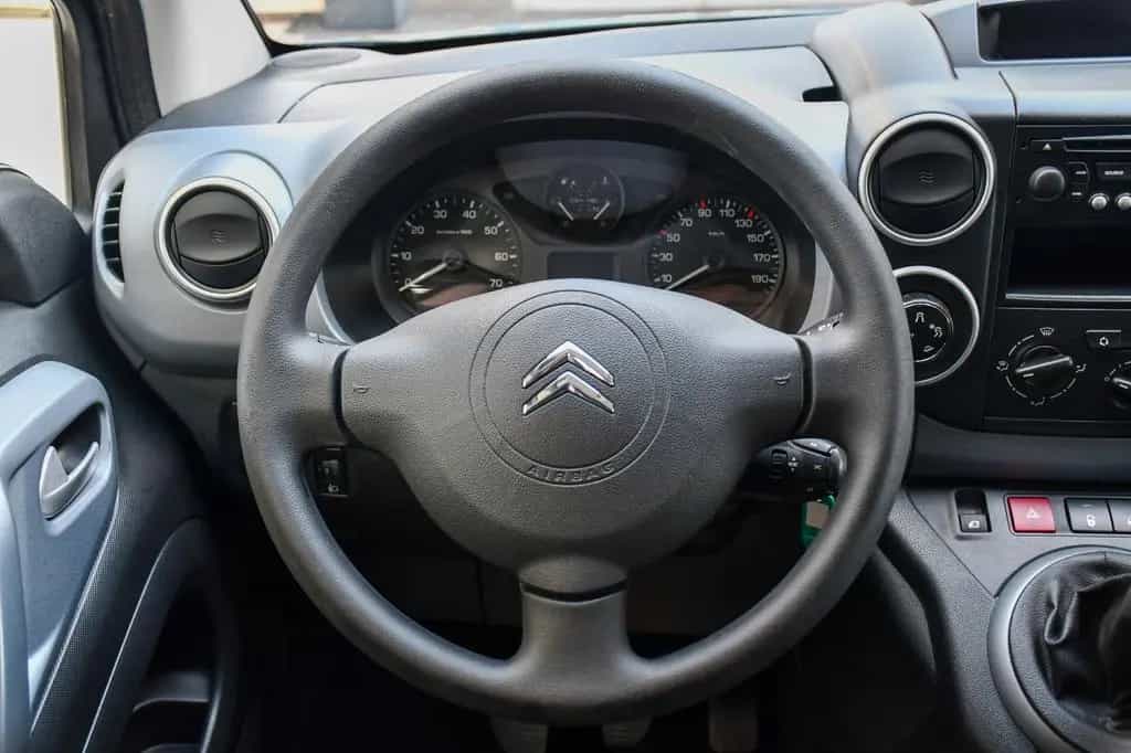Citroën Berlingo Kombi XTR 1.6 120PS 5 Sitzer 1. Hand 02/2011-photo-15