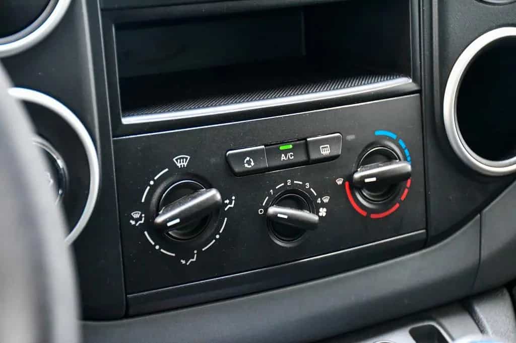 Citroën Berlingo Kombi XTR 1.6 120PS 5 Sitzer 1. Hand 02/2011-photo-22