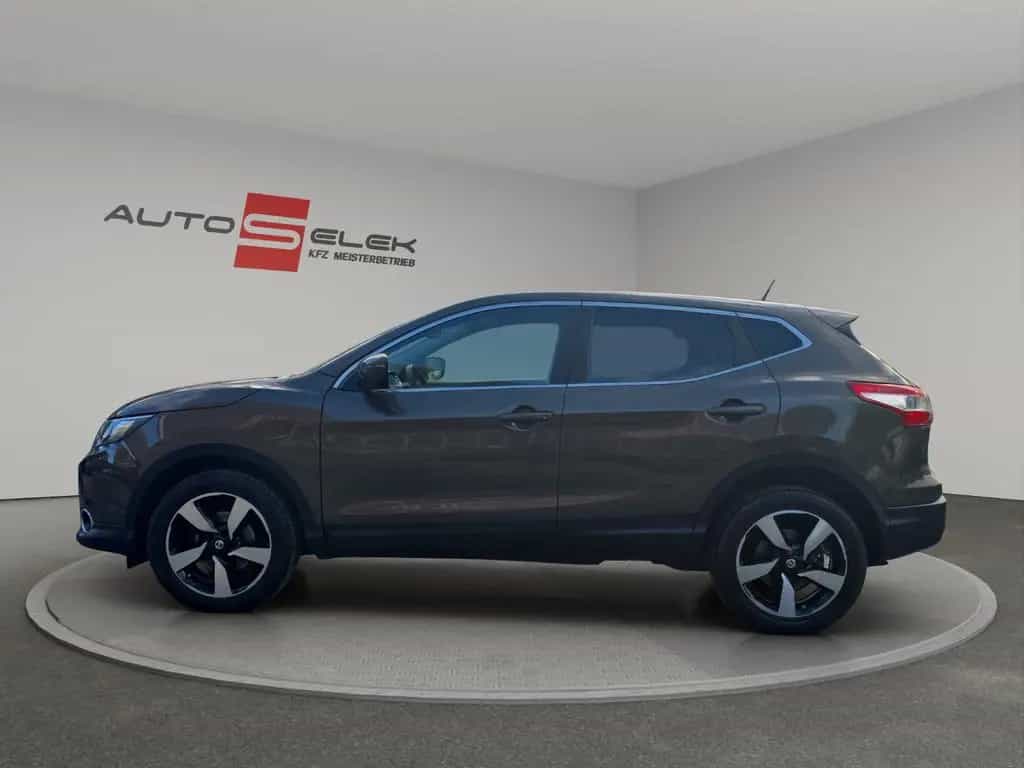Nissan Qashqai 360°KAMERA*NAVI*KEYLES GO* 11/2015-photo-1