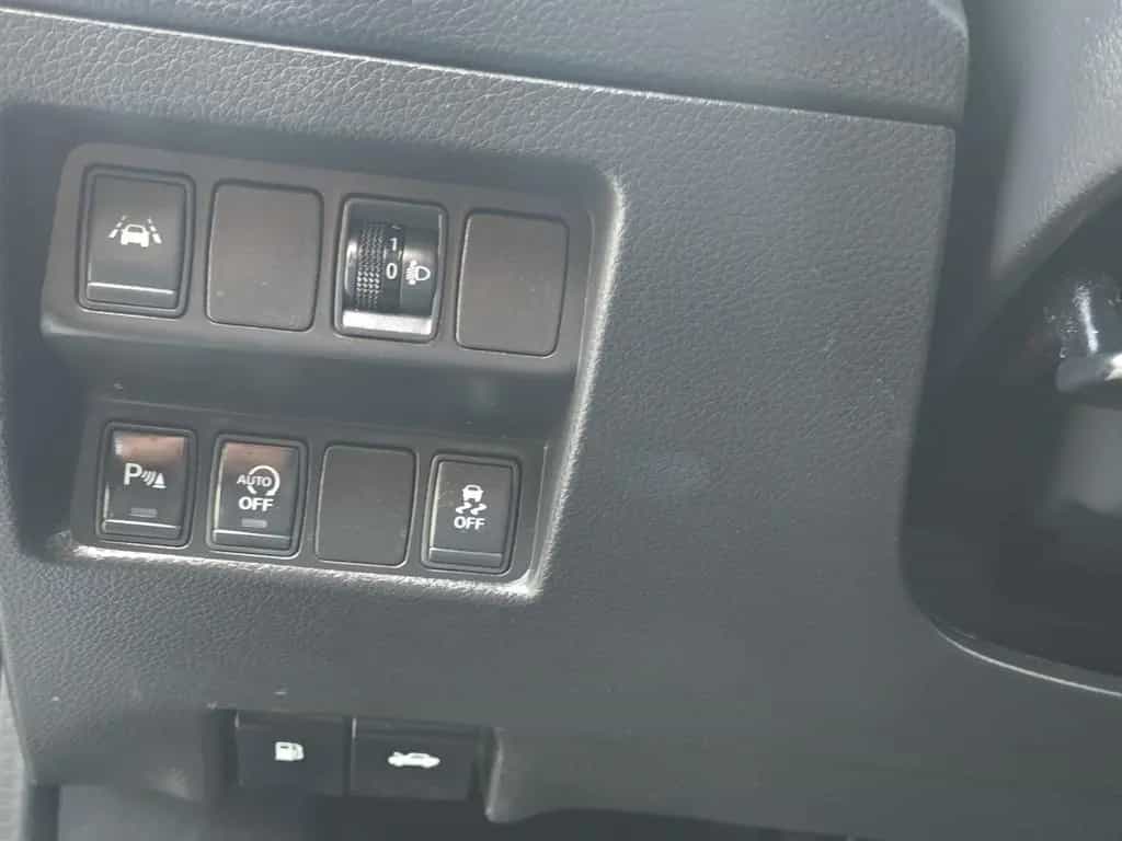 Nissan Qashqai 360°KAMERA*NAVI*KEYLES GO* 11/2015-photo-23
