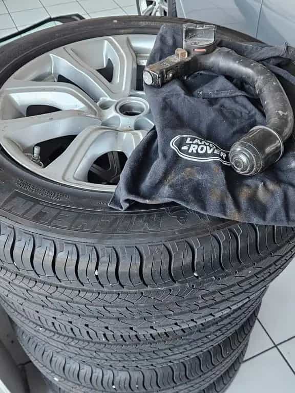 Land Rover Range Rover Rover Evoque AWD/Pano/AHK/Leder/DPF-neu 10/2016-photo-24