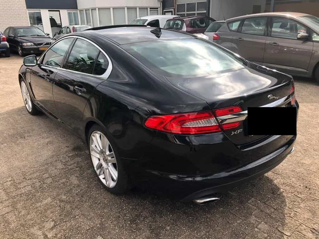 Jaguar XF 3.0 V6 340 ps 06/2013-photo-5