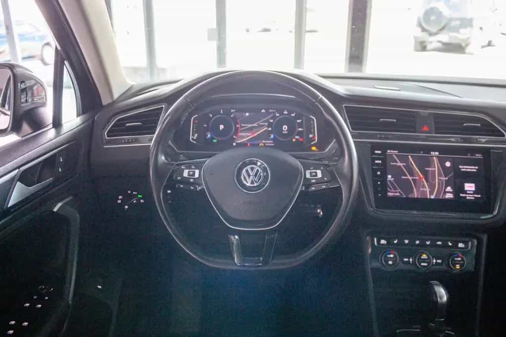 Volkswagen Tiguan Highline BMT/Start-Stopp 4Motion 02/2019-photo-16