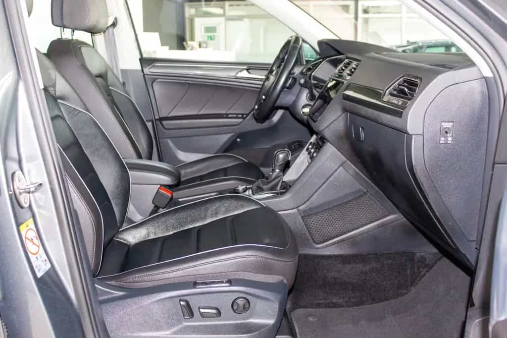 Volkswagen Tiguan Highline BMT/Start-Stopp 4Motion 02/2019-photo-32