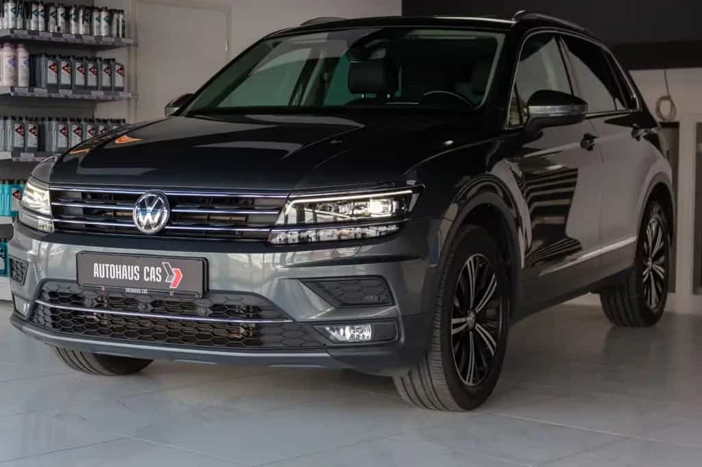 Volkswagen Tiguan Highline BMT/Start-Stopp 4Motion 02/2019-photo-38