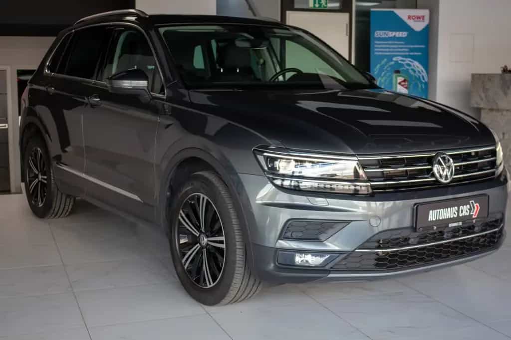 Volkswagen Tiguan Highline BMT/Start-Stopp 4Motion 02/2019-photo-40