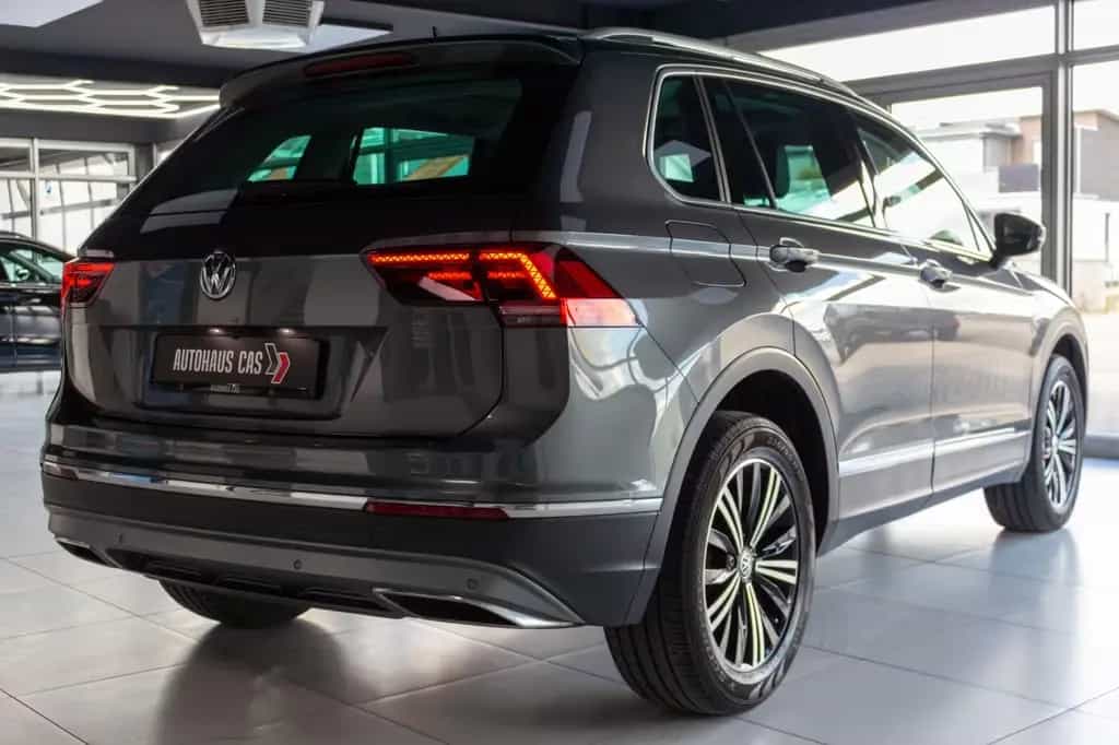 Volkswagen Tiguan Highline BMT/Start-Stopp 4Motion 02/2019-photo-41