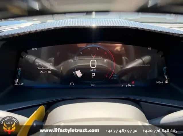 Corvette ZR 1 Coupe ZR1 CARBON- 5.5L V8 1.064PS - €211.900 T1 null-photo-18