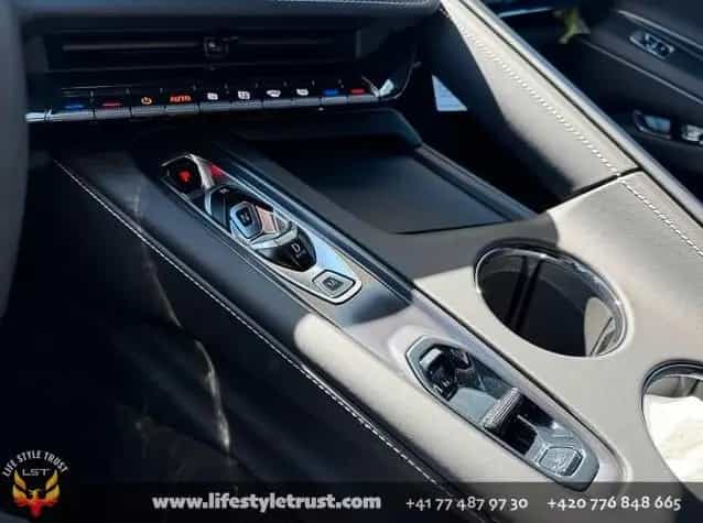 Corvette ZR 1 Coupe ZR1 CARBON- 5.5L V8 1.064PS - €211.900 T1 null-photo-21