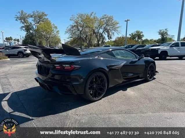 Corvette ZR 1 Coupe ZR1 CARBON- 5.5L V8 1.064PS - €211.900 T1 null-photo-8