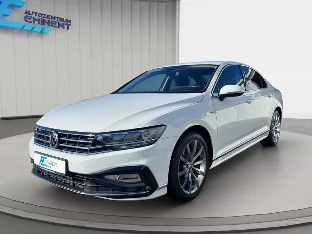 Volkswagen Passat 2.0 TSI DSG R-line Kamera Navi LED-S. 05/2020-photo-0