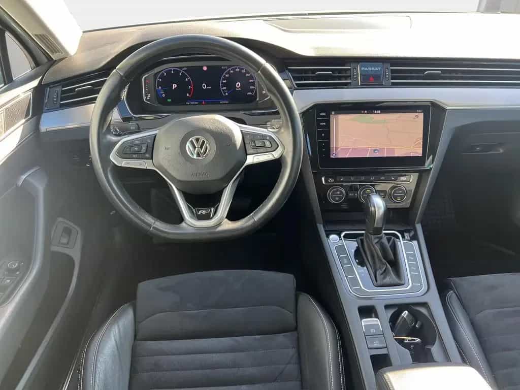 Volkswagen Passat 2.0 TSI DSG R-line Kamera Navi LED-S. 05/2020-photo-13