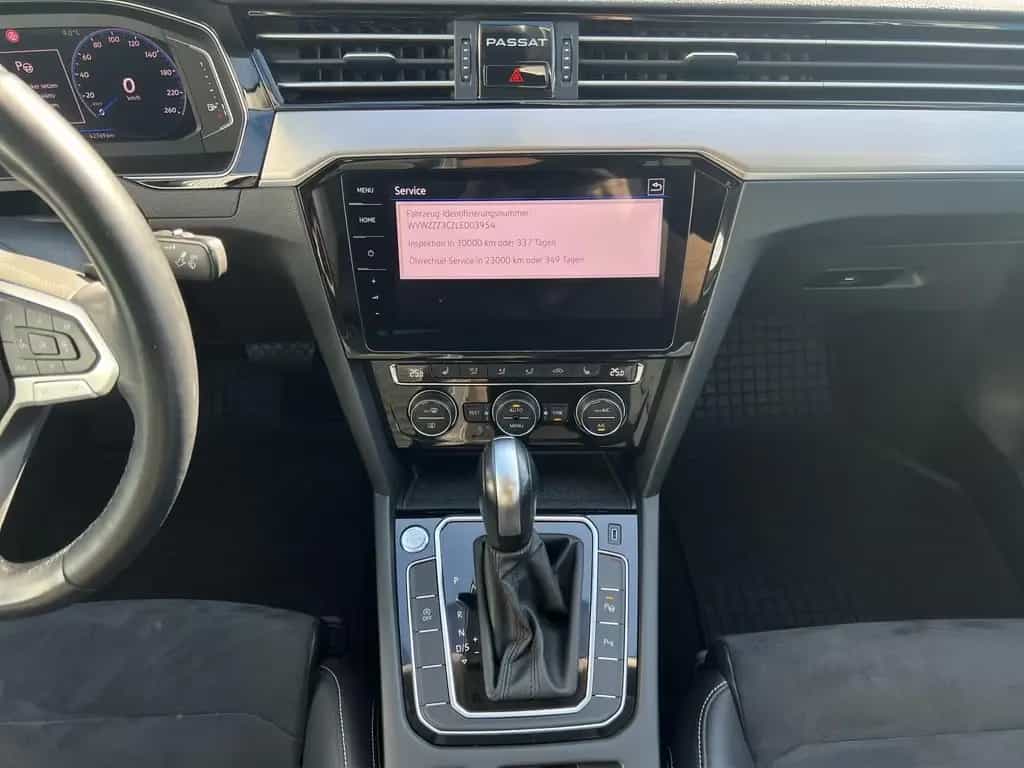 Volkswagen Passat 2.0 TSI DSG R-line Kamera Navi LED-S. 05/2020-photo-15