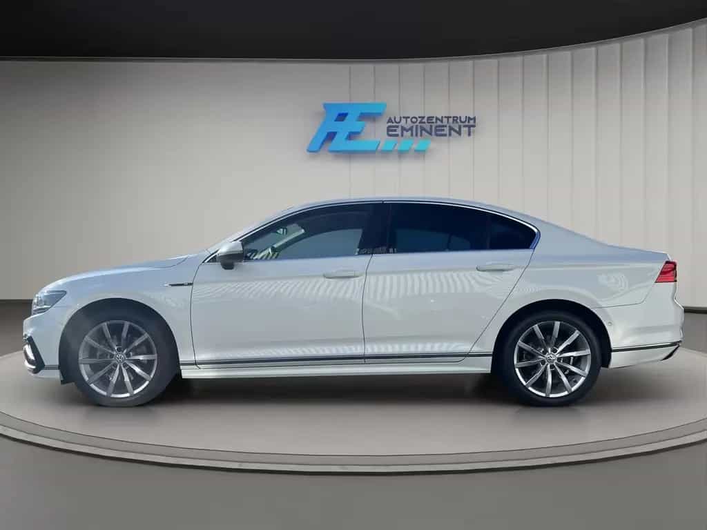Volkswagen Passat 2.0 TSI DSG R-line Kamera Navi LED-S. 05/2020-photo-2