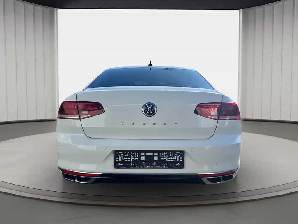 Volkswagen Passat 2.0 TSI DSG R-line Kamera Navi LED-S. 05/2020-photo-4