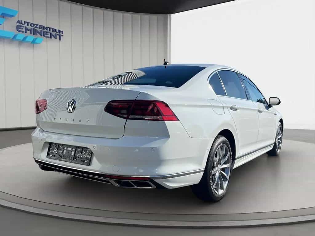Volkswagen Passat 2.0 TSI DSG R-line Kamera Navi LED-S. 05/2020-photo-5