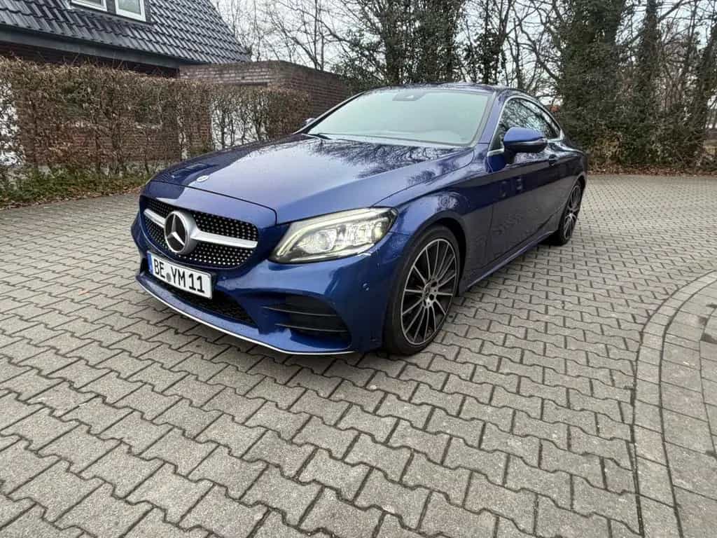 Mercedes-Benz C-Class 300 Coupé AMG Line 10/2020-photo-1
