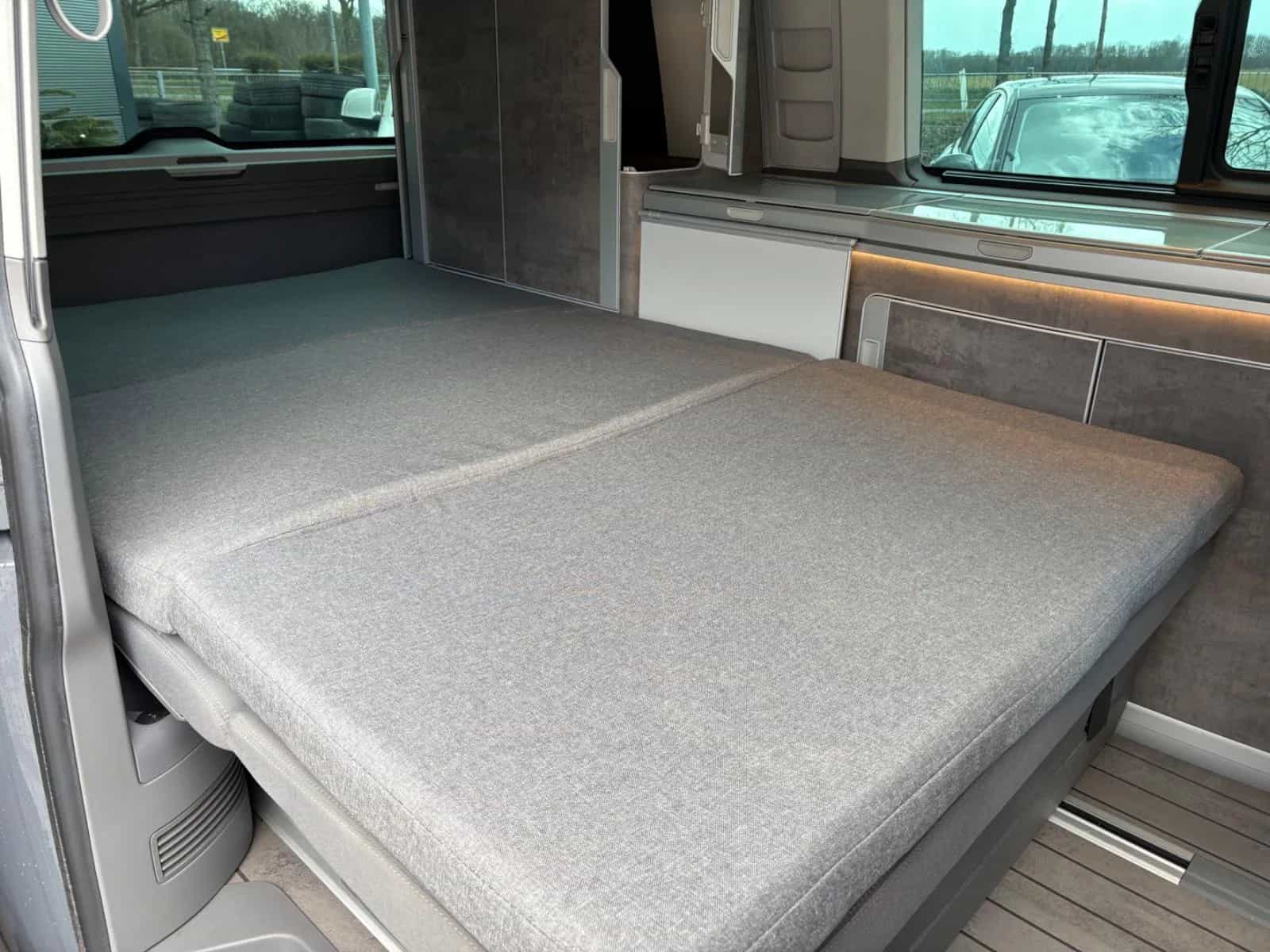 Volkswagen Transporter California 03/2023-photo-28