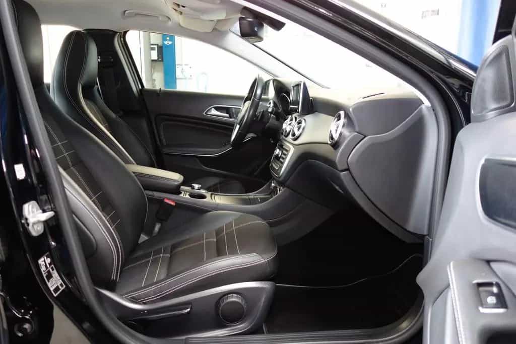 Mercedes-Benz GLA 180 GLA Sportlein"TOP CAR" 05/2015-photo-16