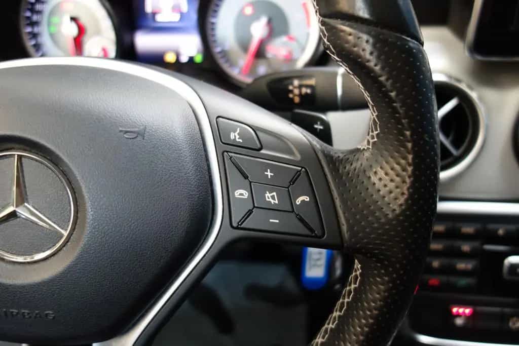 Mercedes-Benz GLA 180 GLA Sportlein"TOP CAR" 05/2015-photo-26
