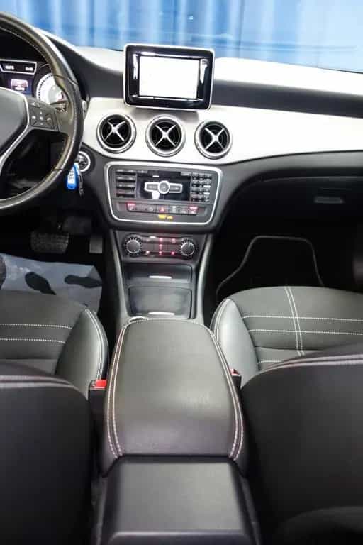 Mercedes-Benz GLA 180 GLA Sportlein"TOP CAR" 05/2015-photo-27