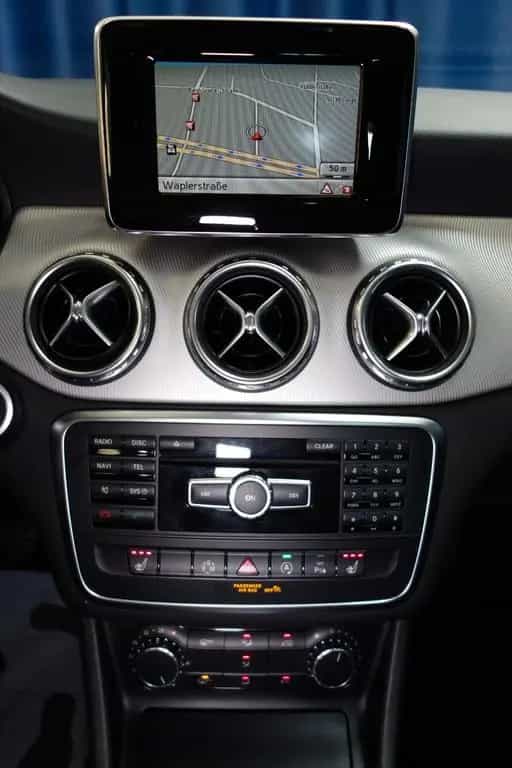 Mercedes-Benz GLA 180 GLA Sportlein"TOP CAR" 05/2015-photo-28