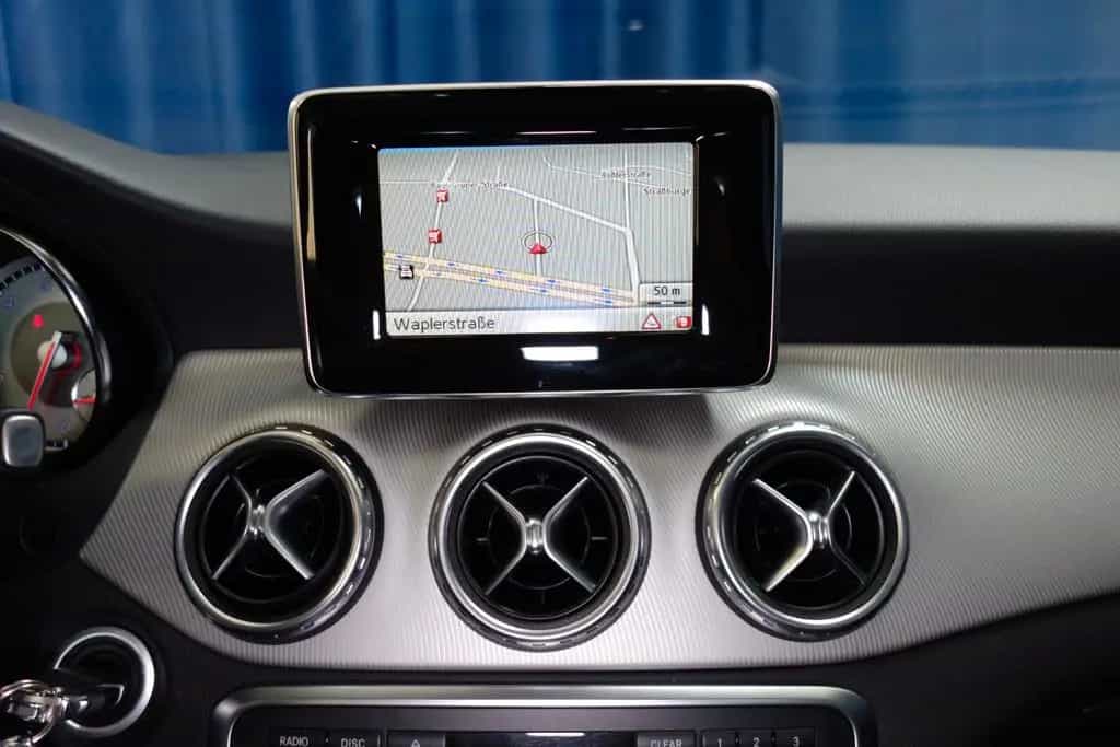 Mercedes-Benz GLA 180 GLA Sportlein"TOP CAR" 05/2015-photo-31