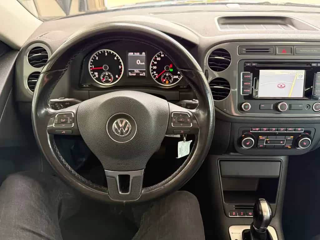 Volkswagen Tiguan 2.0 TDI*AUT*4M*SPORT*PAN*BI-XN*NAV*AHK*TM 03/2013-photo-26